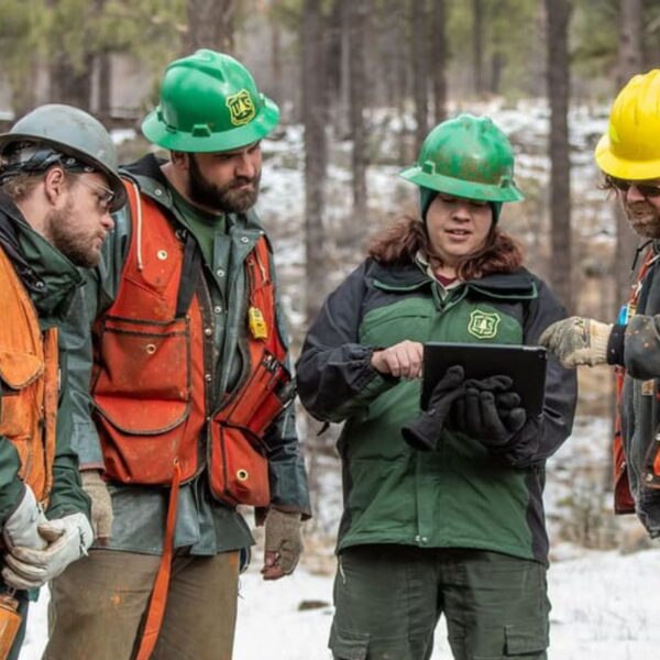 Team of USDA Forest Service Rangers | image: USDA MEDIA BY LANCE CHEUNG.